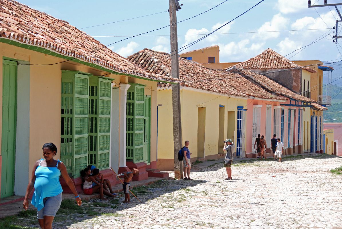 41 Cuba - Trinidad - Colourful Houses